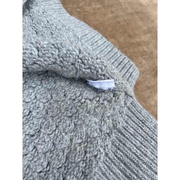Banana Republic Gray Knit Sweater Made of Italian Yarn Women’s Size Medium - Picture 6 of 6